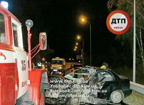 Подробности жуткого ДТП под Киевом (ФОТО)