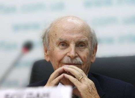 С одним из самых знаменитых украинцев попрощаются без цветов