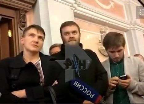 Савченко молча «пообщалась» с московской прессой (ВИДЕО)