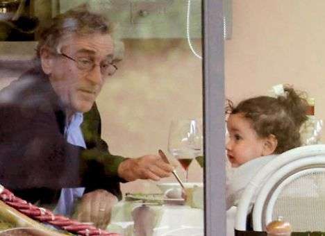 Знаменитости, которые стали папами после 50 лет