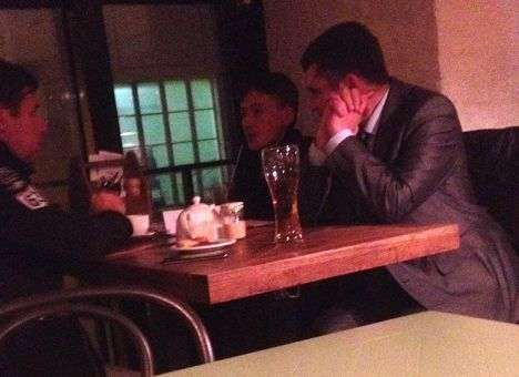 Журналисты подловили Савченко в московском ресторане (ФОТО, ВИДЕО)