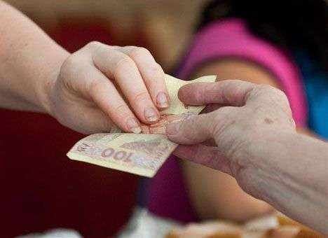 Экономист о повышении зарплат: Жить будет лучше, веселее