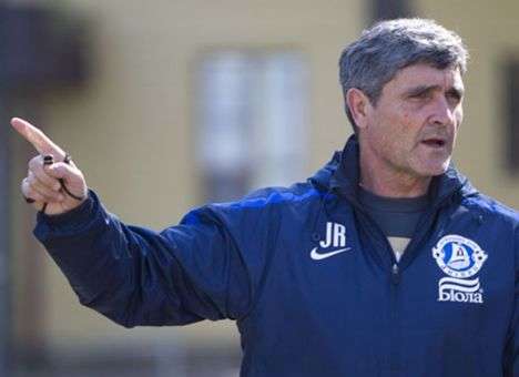 Экс-тренер потребовал с «Днепра» крупную сумму денег