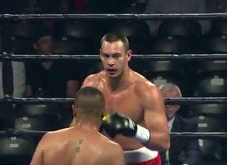 Непобедимый украинец нокаутировал очередного соперника