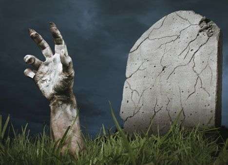 Улицы Киева захватили зомби (ВИДЕО)