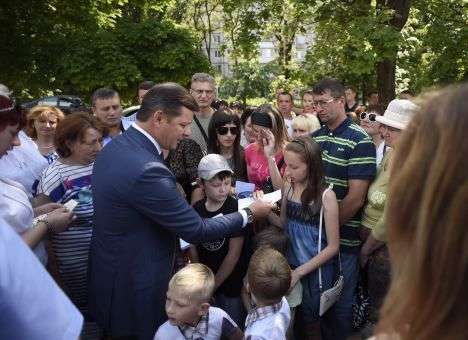 Нардеп хочет заглянуть под матрасы ко всем украинцам