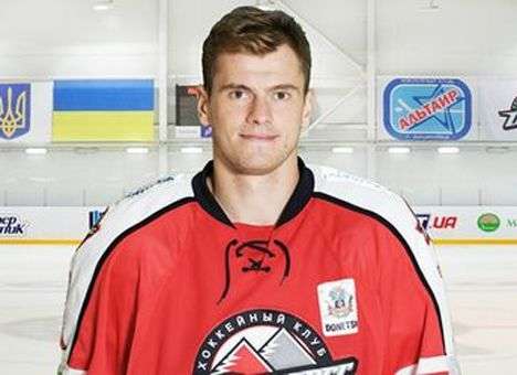 ХК «Донбасс» расторг контракт с нападающим сборной Украины