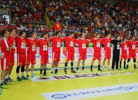 Сборная Украины по гандболу проиграла стартовый матч отбора Евро-2018