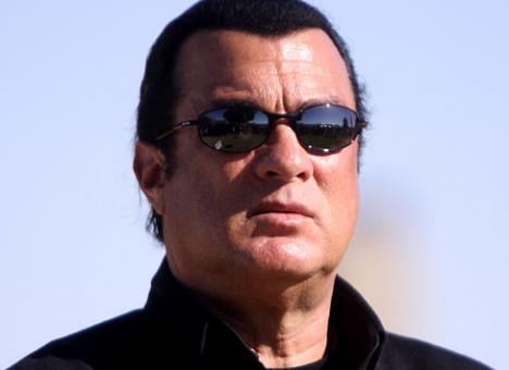 У Путина рассказали, как Сигал «выпрашивал» гражданство