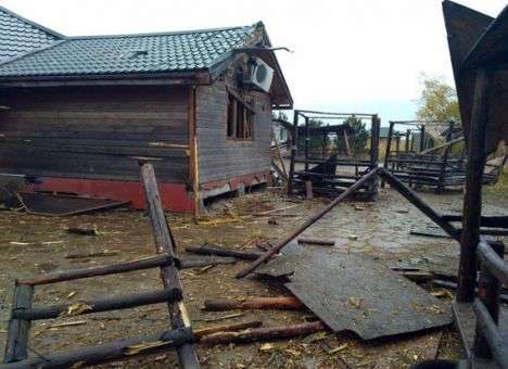 Опубликованы кадры разбитого боевиками поселка (ВИДЕО, ФОТО)