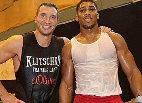 Бой Кличко-Джошуа может пройти на легендарном стадионе