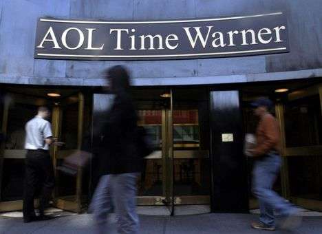 Apple не хочет покупать Time Warner