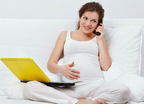 Чем опасны мобильные телефоны для беременных, рассказали медики