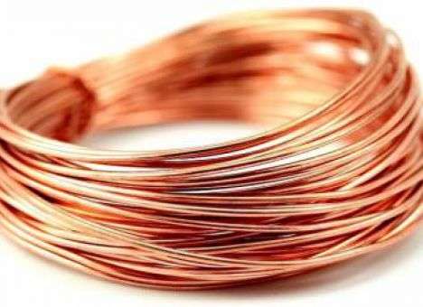 В центре Киева луганчанин сорвал с крыши ТРЦ цветной металл