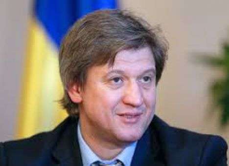 В октябре министр финансов заработал без малого 100 тысяч гривен