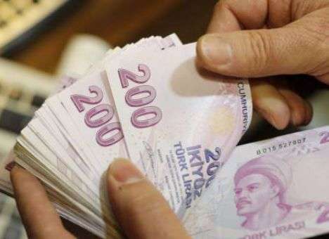 Турецкая лира упала до рекордного уровня