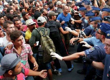 Венгрия не откажется от приема беженцев