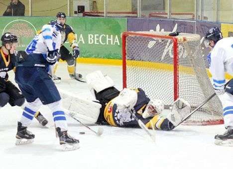 В УХЛ снова поменялся лидер