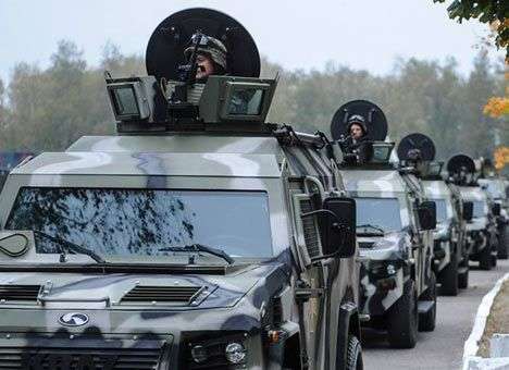 Украина должна сама обеспечить себя оружием