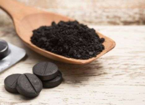 Косметологи назвали удивительные свойства активированного угля