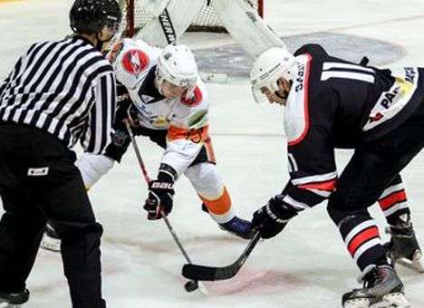 «Кремечук» вернул себе лидерство в УХЛ