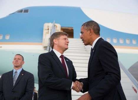 Экс посол США в России попал под санкции Кремля