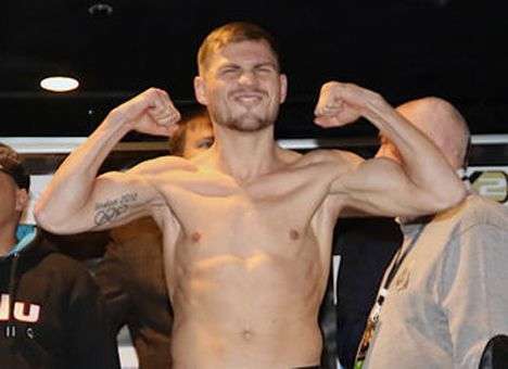 Украинский боксер одержал пятую победу на профи-ринге