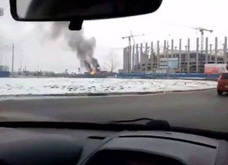 Во время строительства стадиона к ЧМ-2018 случился пожар (ВИДЕО)