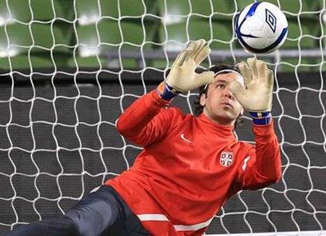 Сербы потеряли двоих игроков перед матчем с Украиной
