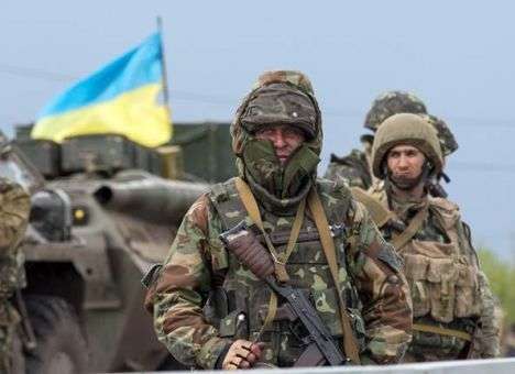 Военные получают СМС с призывами не воевать