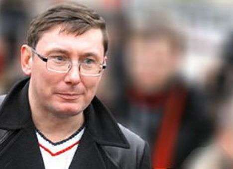 Луценко навязывают новые кадры