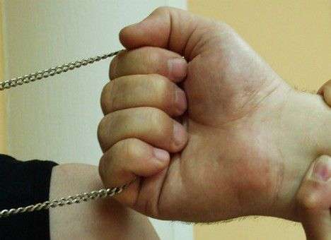 Футболист «Марселя» стал жертвой аферы на дороге