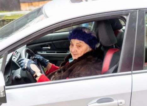 Полякам позволят раньше выходить на пенсию