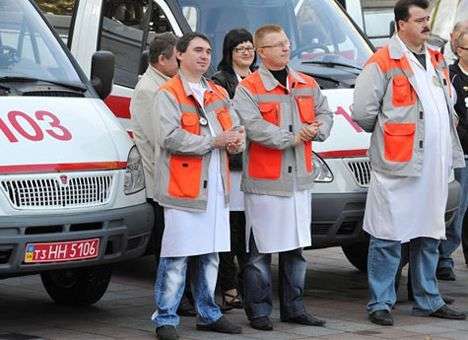 Одесские медики говорят, что пойдут к пациентам пешком