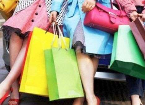 Об опасностях шопинга для здоровья, рассказали ученые