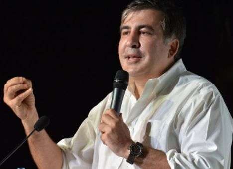 Саакашвили решил померяться Майданом с Кононенко