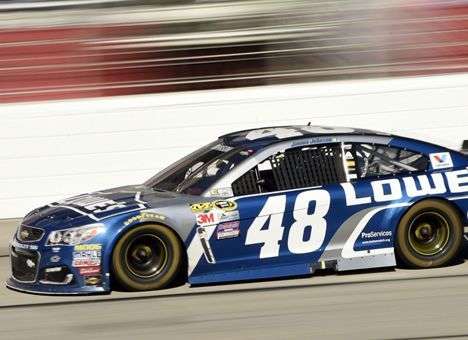 Гонщик Hendrick Motorsports выиграл титул чемпиона NASCAR