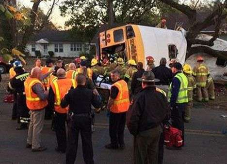 В США произошло страшное ДТП со школьным автобусом