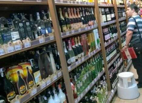 Народу под елочку приготовили новые цены на алкоголь