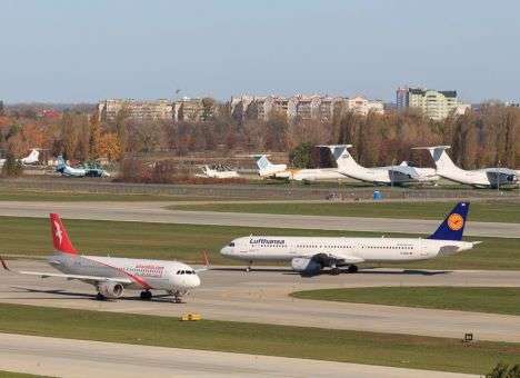 Из-за забастовки немецких пилотов не могут вылететь 100 000 пассажиров