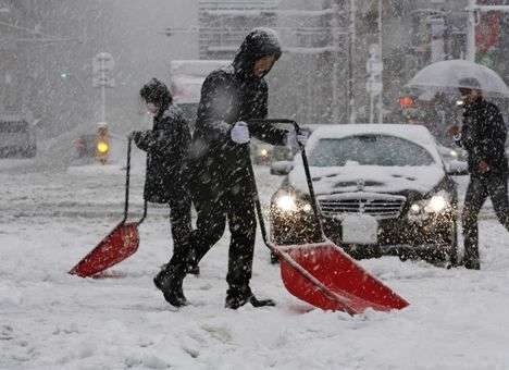 В Японии впервые за полстолетия выпал снег