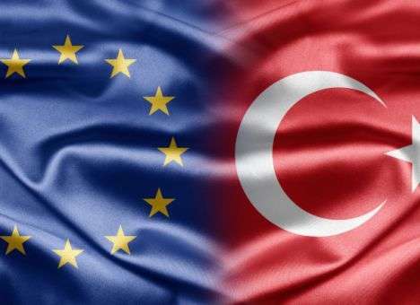 ЕП поддержал заморозку переговоров о членстве Турции в ЕС