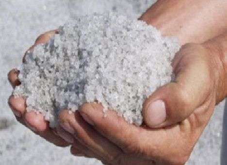 Об опасности чрезмерного употребления соли, рассказали медики