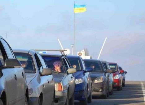 На границе Украины с Польшей - длинные очереди из автомобилей