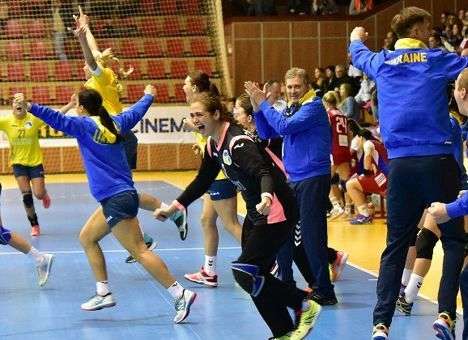 Гандбольная сборная Украины прошла в плей-офф отбора к ЧМ-2017