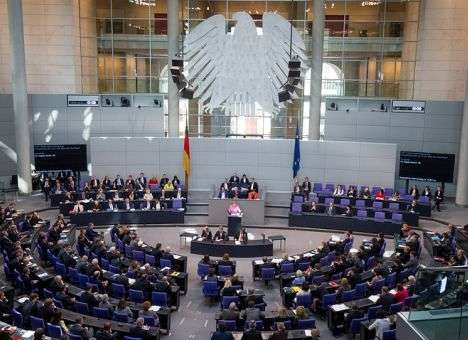 Немецкие депутаты потребовали новых санкций для России