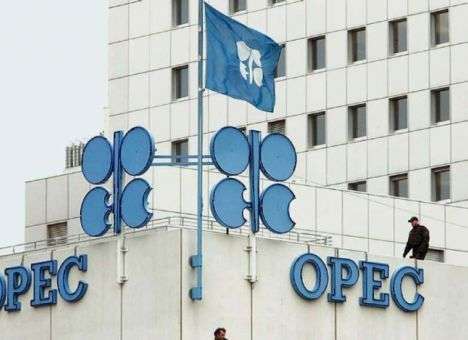 В ОПЕК договорились сократить добычу нефти