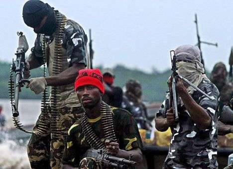 Судно с украинскими моряками захватили пираты