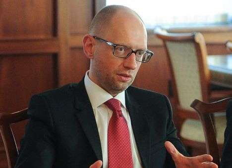 Яценюк возмущен ложью о покупке им вилл в Майами