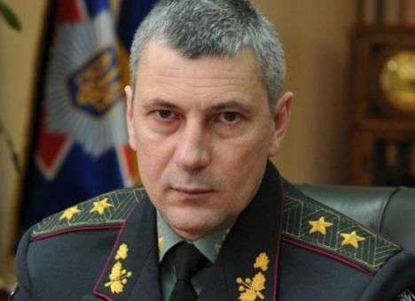 Экс-командующий ВВ МВД Украины  рассказал, где во время Майдана выдавали оружие